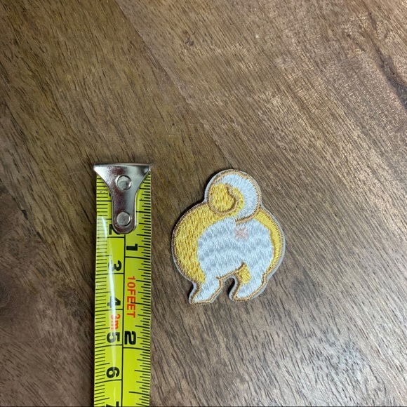 Dog butt iron on patch - Picture 2 of 4